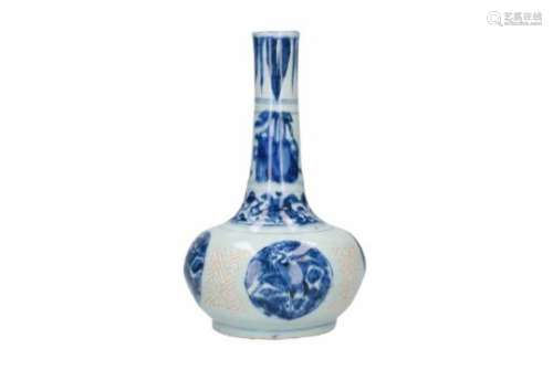 A blue and white porcelain vase, decorated with leaves, flowers and birds. Unmarked. China, Wanli.