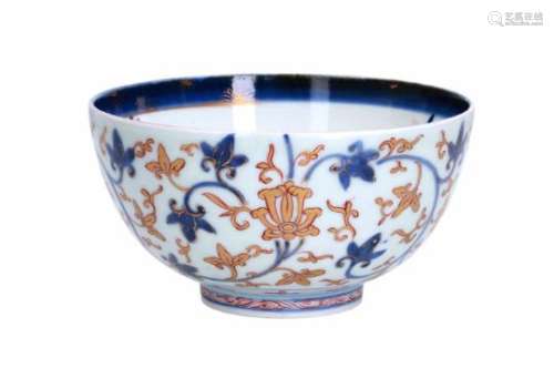 An Imari porcelain bowl, decorated with flowers. Unmarked. China, Qianlong.