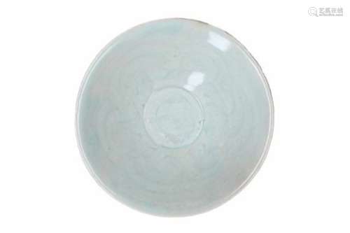 A celadon glazed porcelain bowl. Unmarked. China, Song.