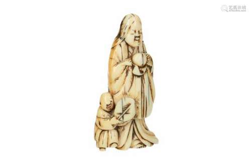 Ivory netsuke of Seiobo holding a peach and karako with fan. Japan, 18th century. H. 7.5 cm.