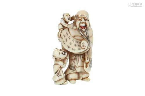 An ivory netsuke of a Fukurokuju-like figure with scroll and two karako. Japan, 19th century. H. 5