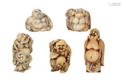 Lot of five netsuke, 1) ivory, sitting Hotei. Signed Yasuaki. H. 2.5 cm. 2) ivory, standing Hotei