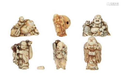 Lot of six netsuke, 1) ivory, standing Hotei carrying bag and karako. Signed Tomochika. H. 4.5 cm.