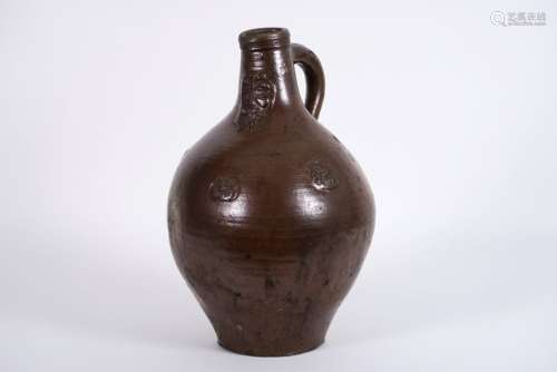 16th/17th Cent. German Beardman jug from Frechen in stoneware - - DUITSLAND / [...]
