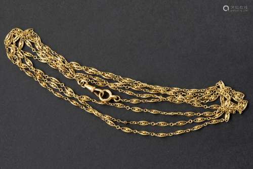 antique pocketwatch chain in yellow gold (18 carat) - weight : 24,3 gr - - [...]