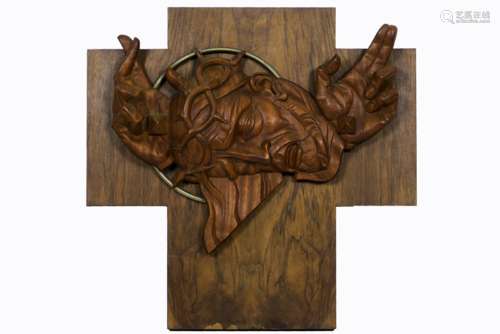 20th Cent. Belgian sculpture in wood on a cross in walnut - with the monogram of [...]