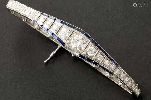 Art Deco bracelet in platinum with sapphires, a quite big high quality old brilliant [...]