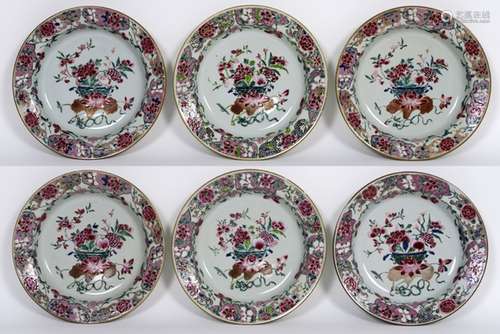 series of six 18th Cent. Chinese plates in porcelain with Famille Rose decor with [...]