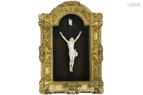 19th Cent. quite big Christ's corps in ivory - framed in a typical, guilded Empire [...]