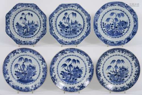series of six 18th Cent. Chinese plates in porcelain with blue-white garden decor [...]
