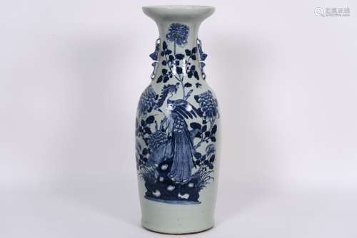 19th Cent. Chinese vase in porcelain with a blue-white decor with bird - - [...]