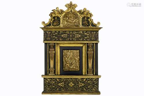 16th Cent. Flemish altar piece in polychromed wood and finely sculpted alabaster with [...]