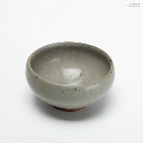 元代钧窑钵式盏
A rare Jun kiln bowl-style cup, Yuan Dynasty
