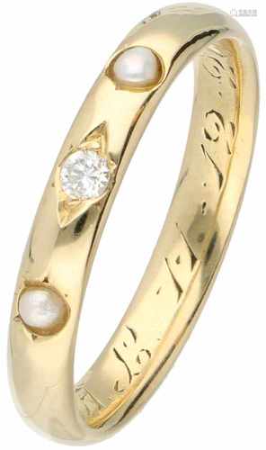 Geelgouden aanschuif ring, met 0.03 ct. diamant en zaadparel - 14 kt.