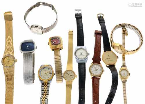 Lot (11) horloges.