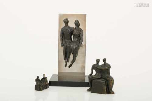 Een lot diverse bronzen sculpturen.