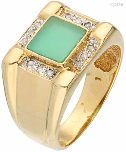 Geelgouden zegelring, met ca. 0.08 ct. diamant en chrysopraas - 14 kt.