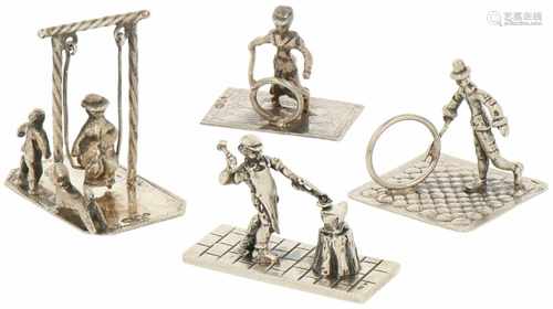 (4) Delig lot miniaturen zilver.