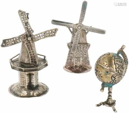 (3) Delig lot miniaturen zilver.