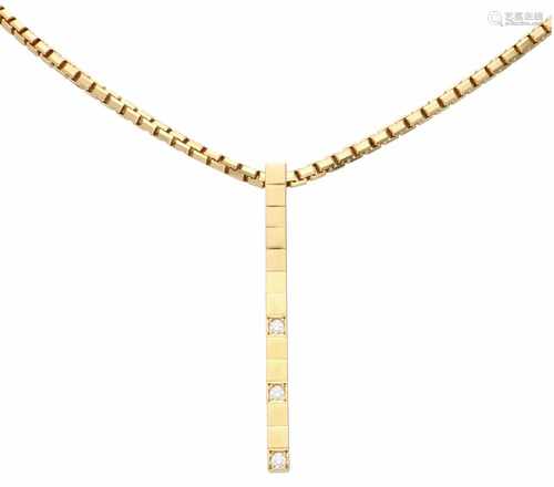 Geelgouden Cartier venetiaans schakelcollier met een Lanieres Diamond hanger, met ca. 0.03 ct.