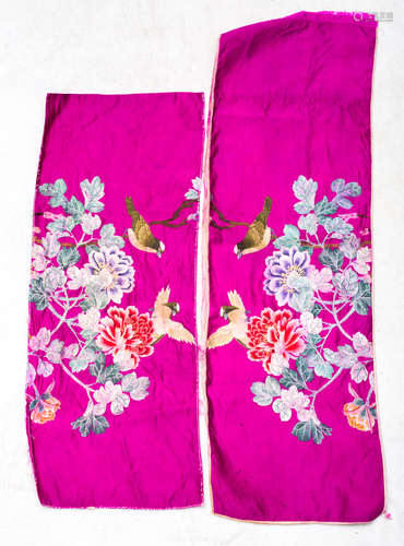 Qing Dynasty, A pair of Chinese ancient silk embroidery of peony and birds