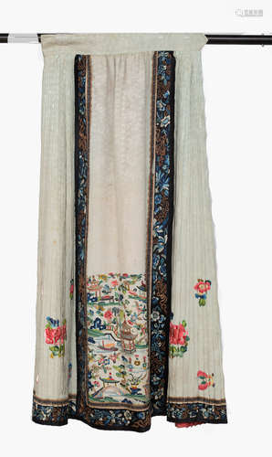 Qing Dynasty, Chinese ancient silk embroidery woman dress Xi Hu Guan Jing