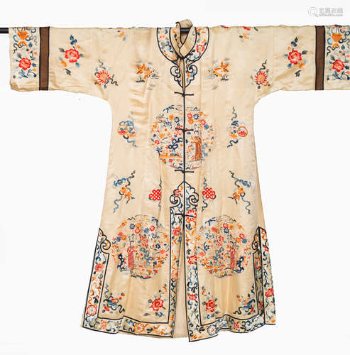 Qing Dynasty, Chinese ancient silk embroidery woman dress robe