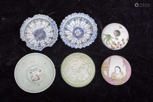 A set of Chinese ancient porcelain bowls