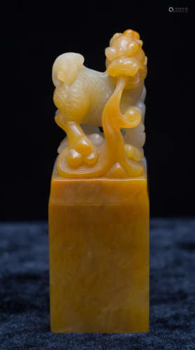 Shoushan stone animal carving seal