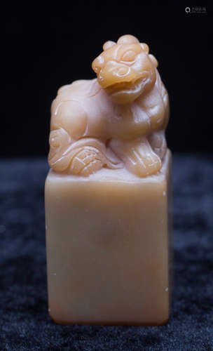 Shoushan stone animal carving seal