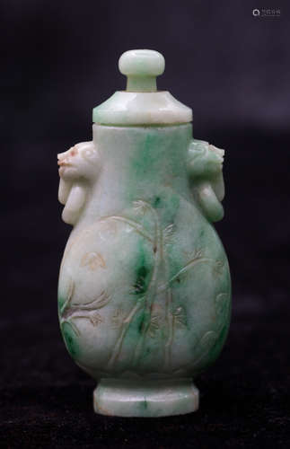 Qing Dynasty, Chinese ancient jadeite vase with cover