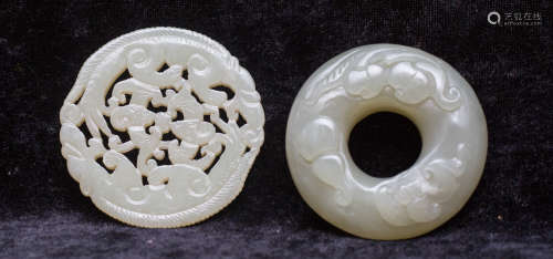 Two pieces of jade carvings
