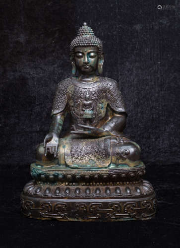 Qing Dynasty, Bronze statue of seated buddha