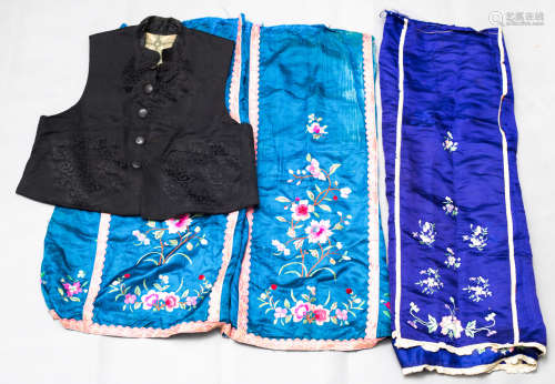 Qing Dynasty, 3 pieces of Chinese ancient silk flowers embroidery and a childen coat