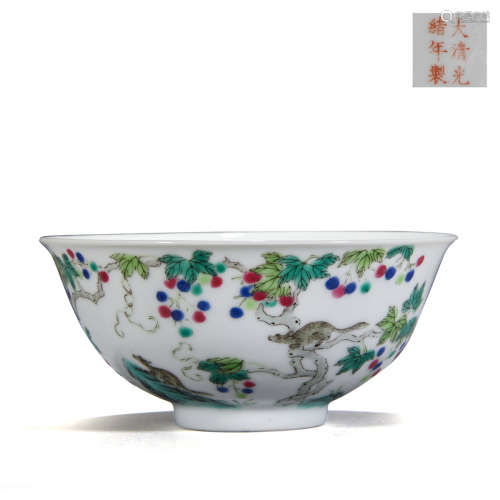 A Chinese Porcelain Famille Rose Bowl Of Painting