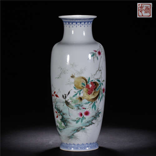 A Chinese Porcelain Poetry&Bird Painting Vase