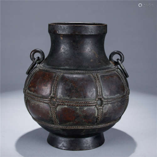 A Chinese Bronze Jar
