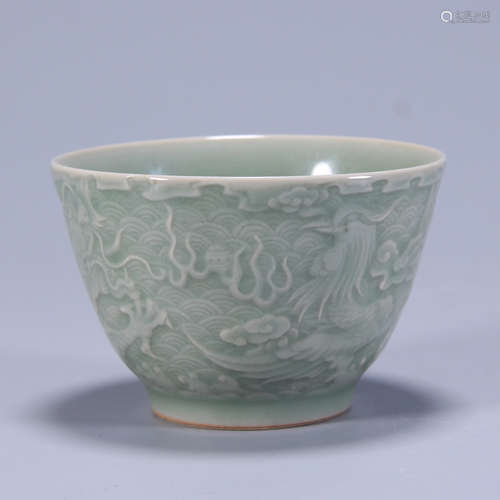 Green Glaze Dragon Pattern Cup