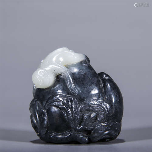 Black and white jade carving monkey