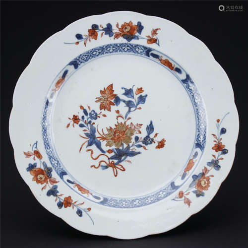 Qing Dynasty, blue and white gold painting flower pattern porcelain plate