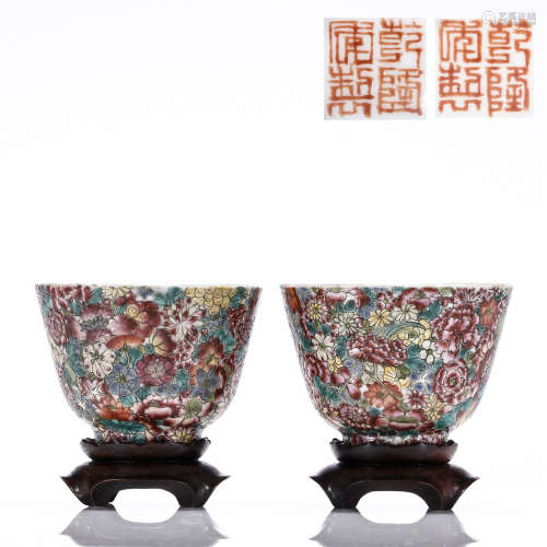 Qing Dynasty, GUANG XU, A pair of famille rose porcelain cups