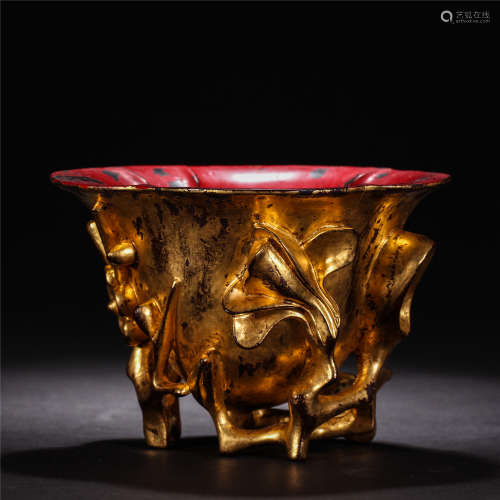 Qing Dynasty, ZI TAN wood hollow-out carving golden lacquered cup