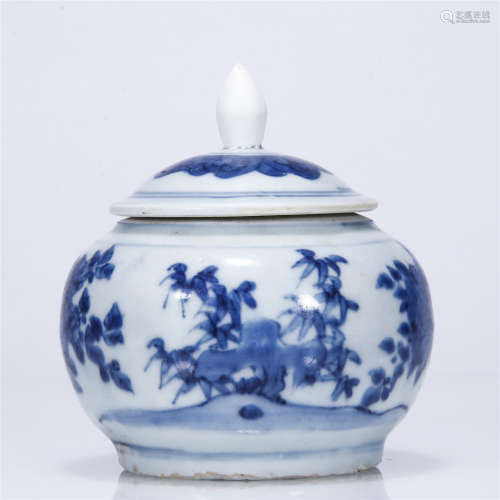 Blue and white flower pattern porcelain vase