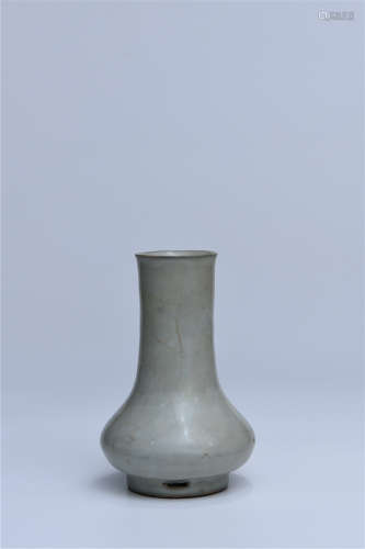 Guan Yao porcelain pot