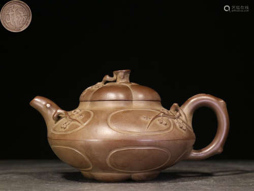 YIXING ZISHA ROUNDED AND COMPRESSED TEAPOT