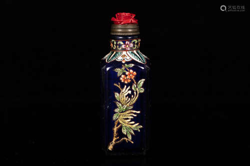 PAINTED GLASS SNUFF BOTTLE