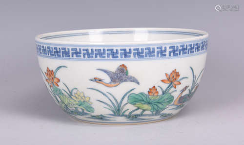 DOUCAI 'FLOWERS AND BIRDS' BOWL