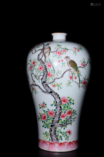 FAMILLE ROSE 'FLOWERS AND BIRDS' VASE, MEIPING