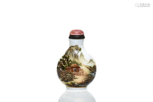 PAINTED WHITE GLASS 'LANDSCAPE SCENERY' SNUFF BOTTLE