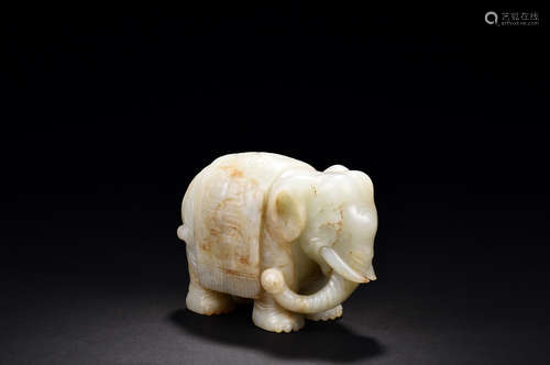 CARVED JADE ELEPHANT FIGURE